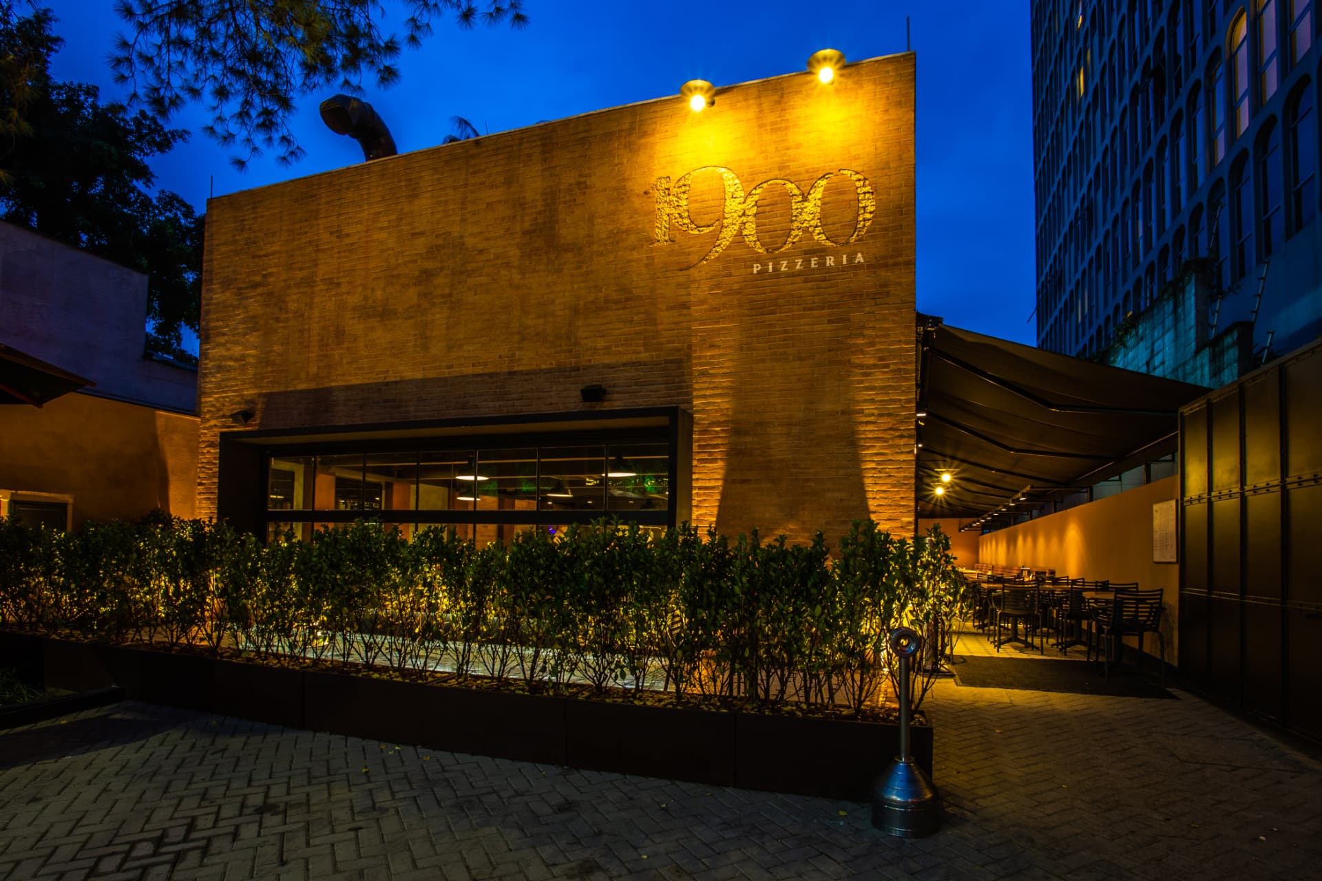 Fachada da 1900 Pizzeria, Jardins